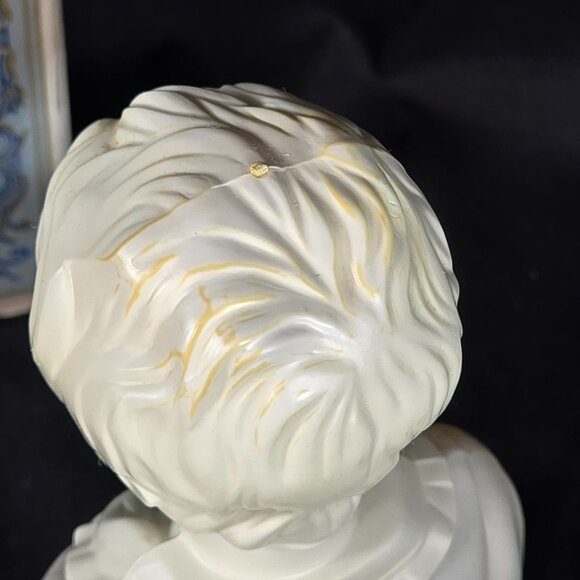 Vtg 70s Avon Bottle 18th Century Classic Figurine Young Boy Bust -Display Only - Picture 5 of 15